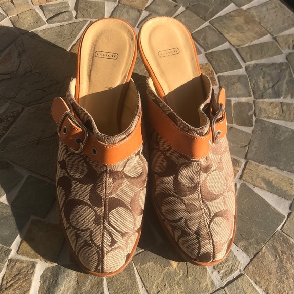 COACH Signature Brown Logo Bethany Wedge Mules 5.5 - Picture 2 of 11